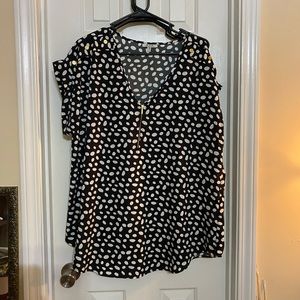 Like new black and white polka dot top. MPH 1X